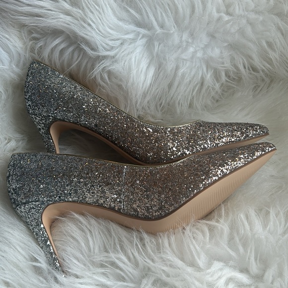 MARC FISHER Silver Glitter Pumps - Picture 3 of 7